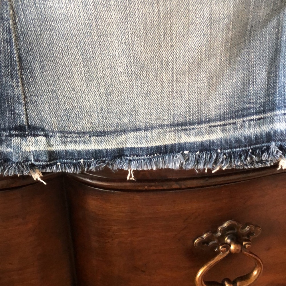 7 for all mankind jeans mini skirt, size 27. - Picture 7 of 13